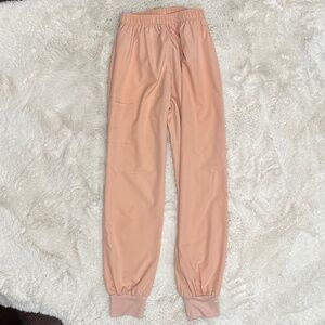 NWOT Niaa Hinn Scrub Pants Medium Size